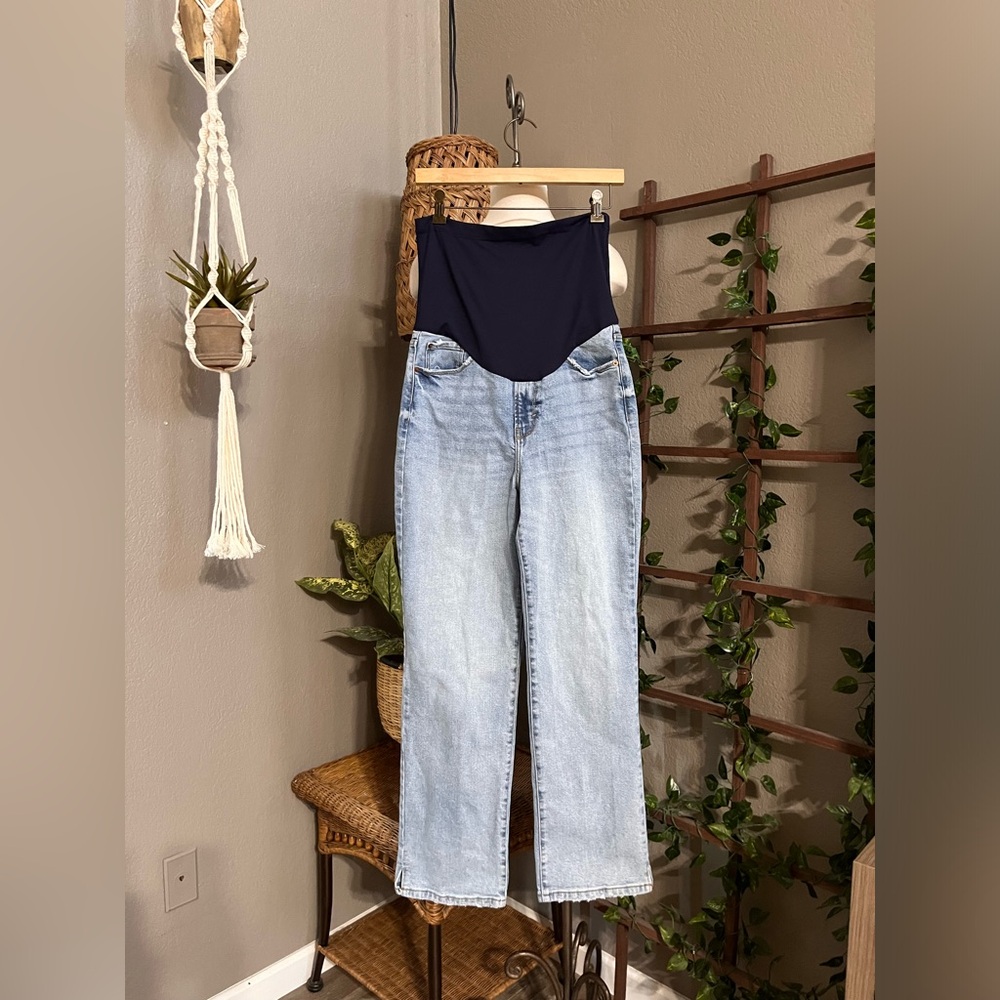 ▪️Pinkblush Light Blue Straight Leg Distressed Split Hem Maternity Jeans - Picture 7 of 12